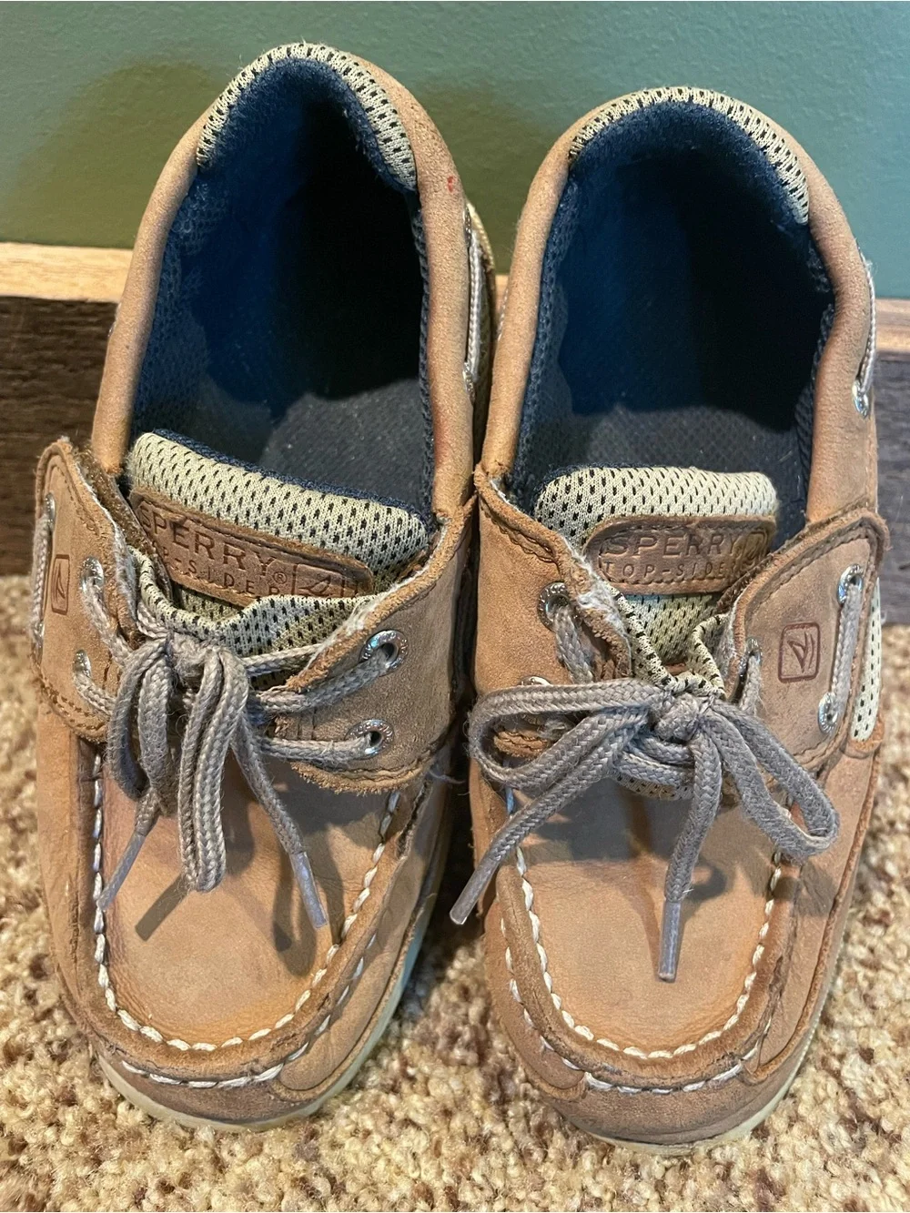 Sperry Kids Boys Brown Leather Boat Shoes with Gray Laces